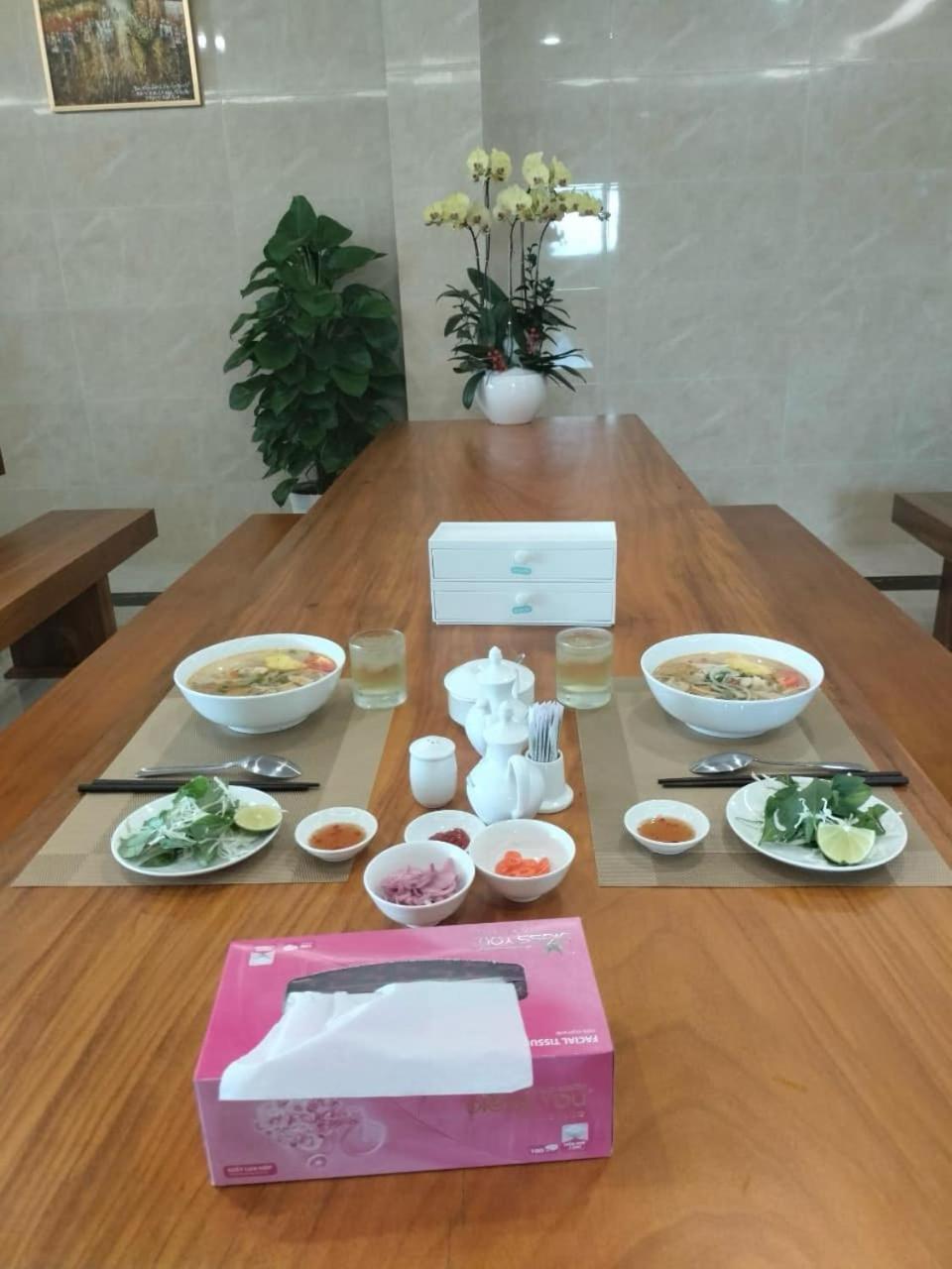 Khach San A68 Hotel Long My ภายนอก รูปภาพ